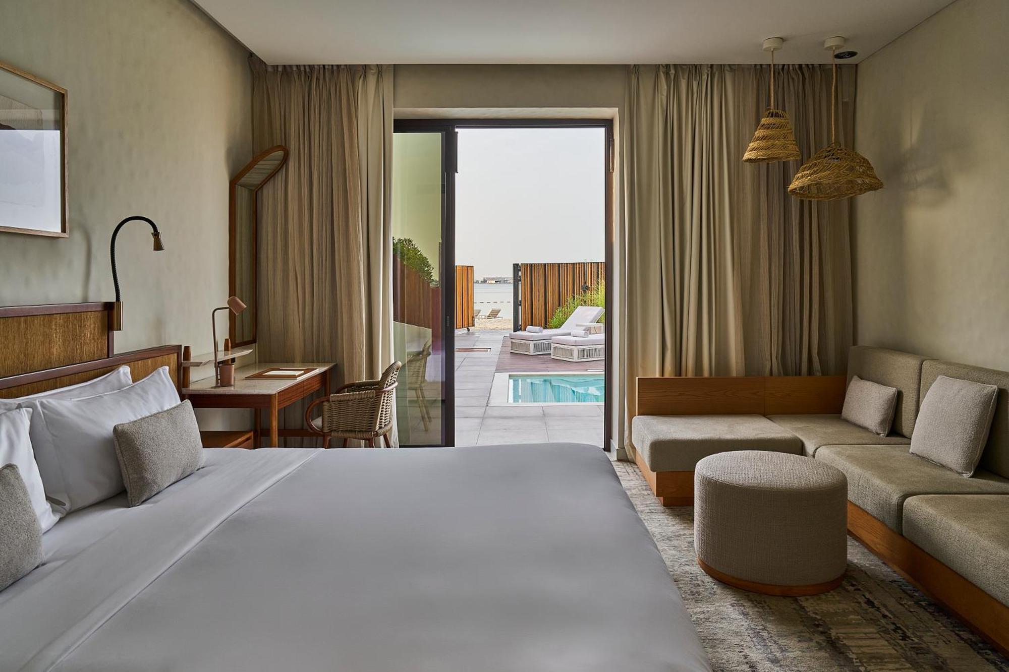Erth Abu Dhabi