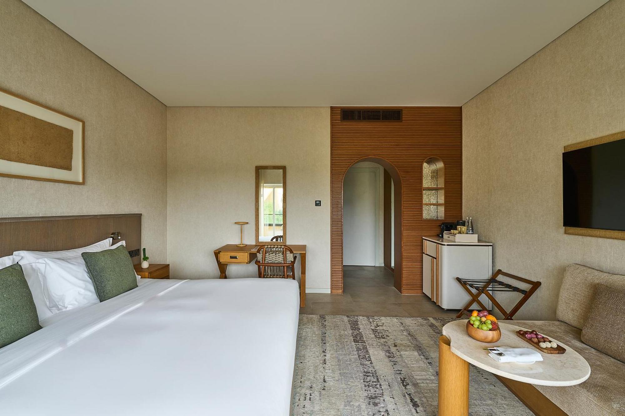 Erth 5* Abu Dhabi