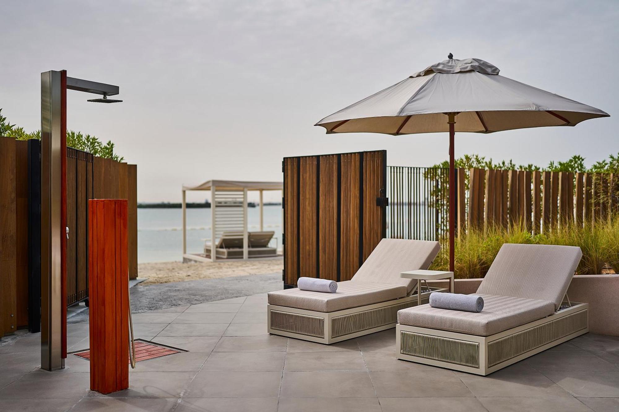 Resort Erth Abu Dhabi