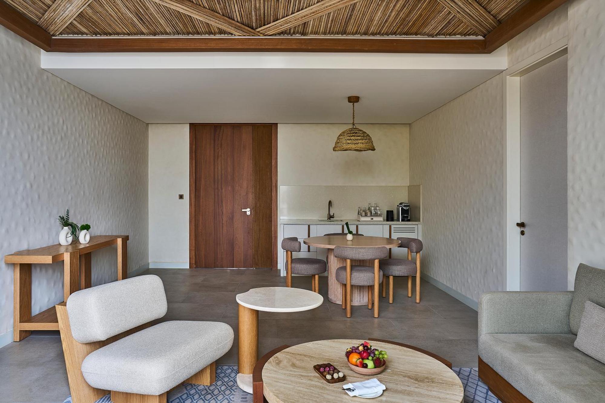 Resort Erth Abu Dhabi Hotel